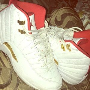 Jordan 12 Fiba